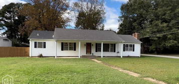 701 S Main St, Leachville, AR 72438