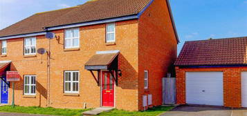 3 bedroom semi-detached house to rent