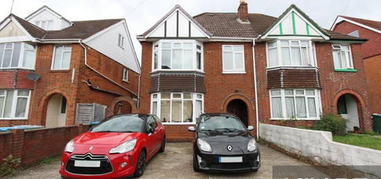 8 bedroom terraced house