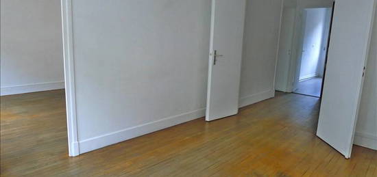 Appartement  à louer, 3 pièces, 2 chambres, 62 m²