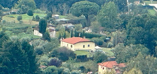 Casa indipendente in vendita in  Corte Case Rosi, 100