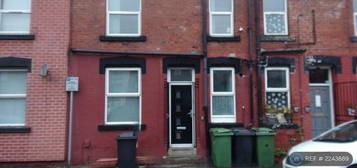 2 bedroom terraced house