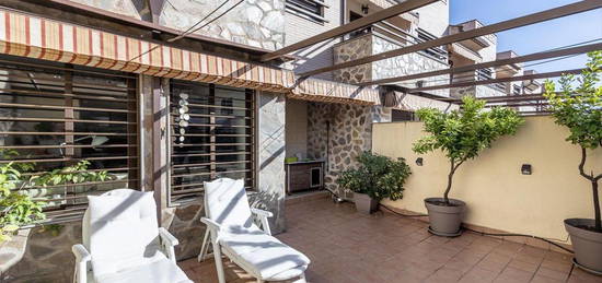 Casa adosada en venta en Calle Goleta, Angustias - Chana - Encina