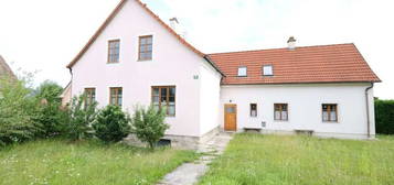 WUNDERSCHÖNES, GROßZÜGIGES EINFAMILIENHAUS IN TOLLER LAGE IN EGGENBURG