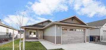 806 Duesenberg Ct, Cody, WY 82414