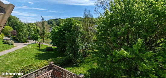 Maison familiale avec jardin,terrasse et vue lac