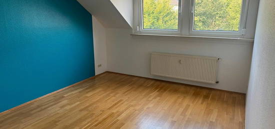 5 Zimmer / Dachgeschosswohnung