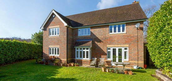 4 bedroom detached house