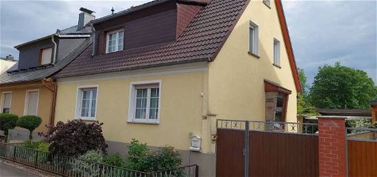 Doppelhaushälfte mit Garage und Garten in Groß Rosenburg