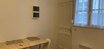 Location appartement 1 pièce 19 m²