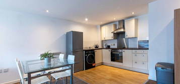 2 bed flat to rent