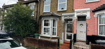 Detached house to rent in Ranelagh Road, Tottenham, London N17