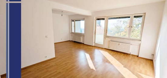 *** TRAUMHAFTER WEITBLICK ** 4 ZIMMER-ETW *** KFZ-TG-STELLPLATZ ** EBK ** GEORGENBORN ***