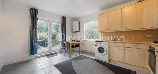 3 bed flat to rent