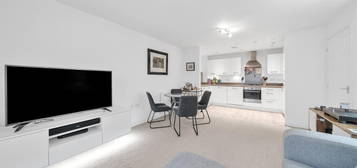 Flat for sale in Scotts Road, Bromley BR1