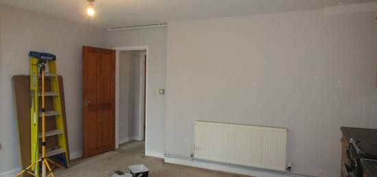 2 bed flat to rent