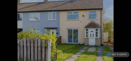 3 bedroom semi-detached house