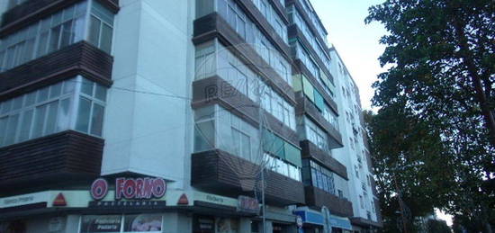 Apartamento T2 à venda em Centro Amadora