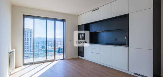 Apartamento T1 Novo nas Antas com Varanda e Garagem - Porto