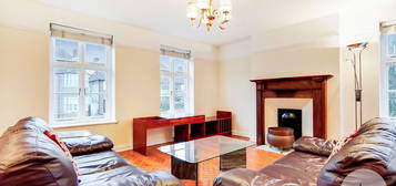 3 bed flat to rent