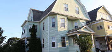 27 Princeton St #1A, Medford, MA 02155