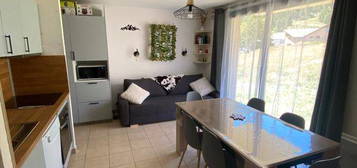 Appartement T3 33 m2 en rez de jardin