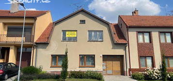 Prodej  rodinného domu 237 m², pozemek 1 800 m²