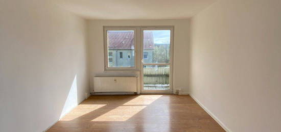 3 ZIMMER-Whg *59m²* *SÜD-BALKON* *EINBAUKÜCHE* *RENOVIERT*