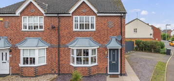 3 bed semi-detached house for sale