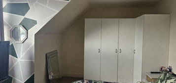 2 bed shared accommodation to rent