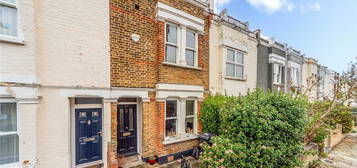 Terraced house for sale in Eleanor Road, London N11