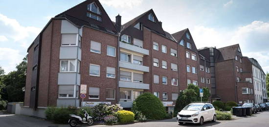 Schicke Penthousewohnung mit Dachterrasse, Balkon und Garage.