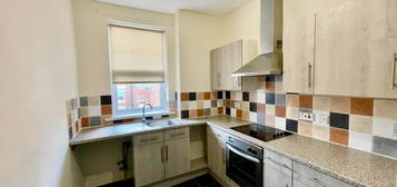 2 bed flat to rent