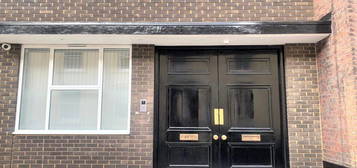 2 bed flat to rent