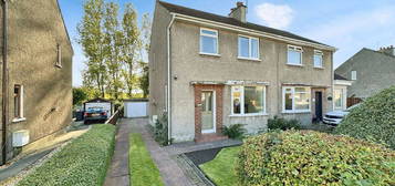 3 bed semi-detached house for sale