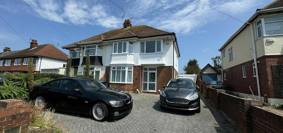 3 bedroom semi-detached house