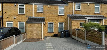 3 bedroom terraced house