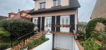 Maison 4 pièces 85 m²