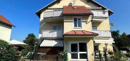 Ruhige 3 Zimmerwohnung mit Balkon im Grünen direkt vom Hausbesitzer