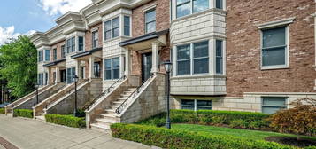 489 West St, Fort Lee, NJ 07024