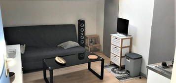 Location appartement 1 pièce 9 m²