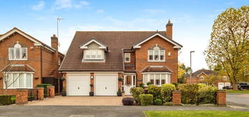 4 bed detached house for sale