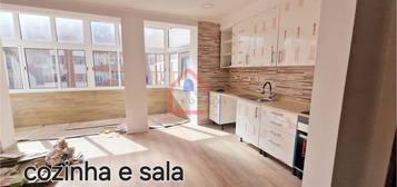 Apartamento T2 em Setúbal