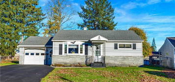 466 Euclid Rd, Utica, NY 13502