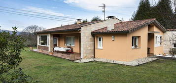 Chalet en Viella-Granda-Meres, Siero