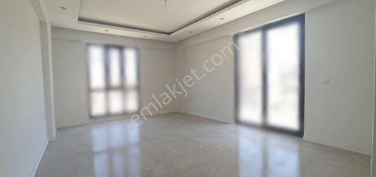 Denizli Karahasanl'da 3+1 170 m2 Sfr Satlk Lks Daire