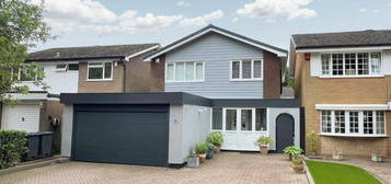 4 bed detached house for sale