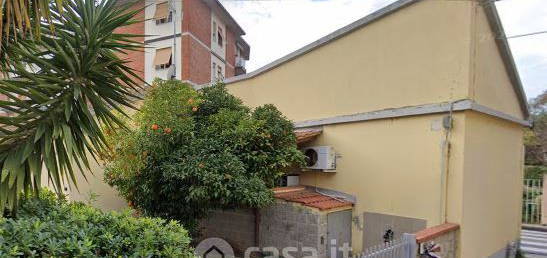 Casa indipendente in Via Ippolito Rosellini 78