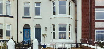 5 bedroom terraced house for sale