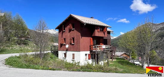 Maison 3 étages  à vendre, 6 pièces, 4 chambres, 91 m²